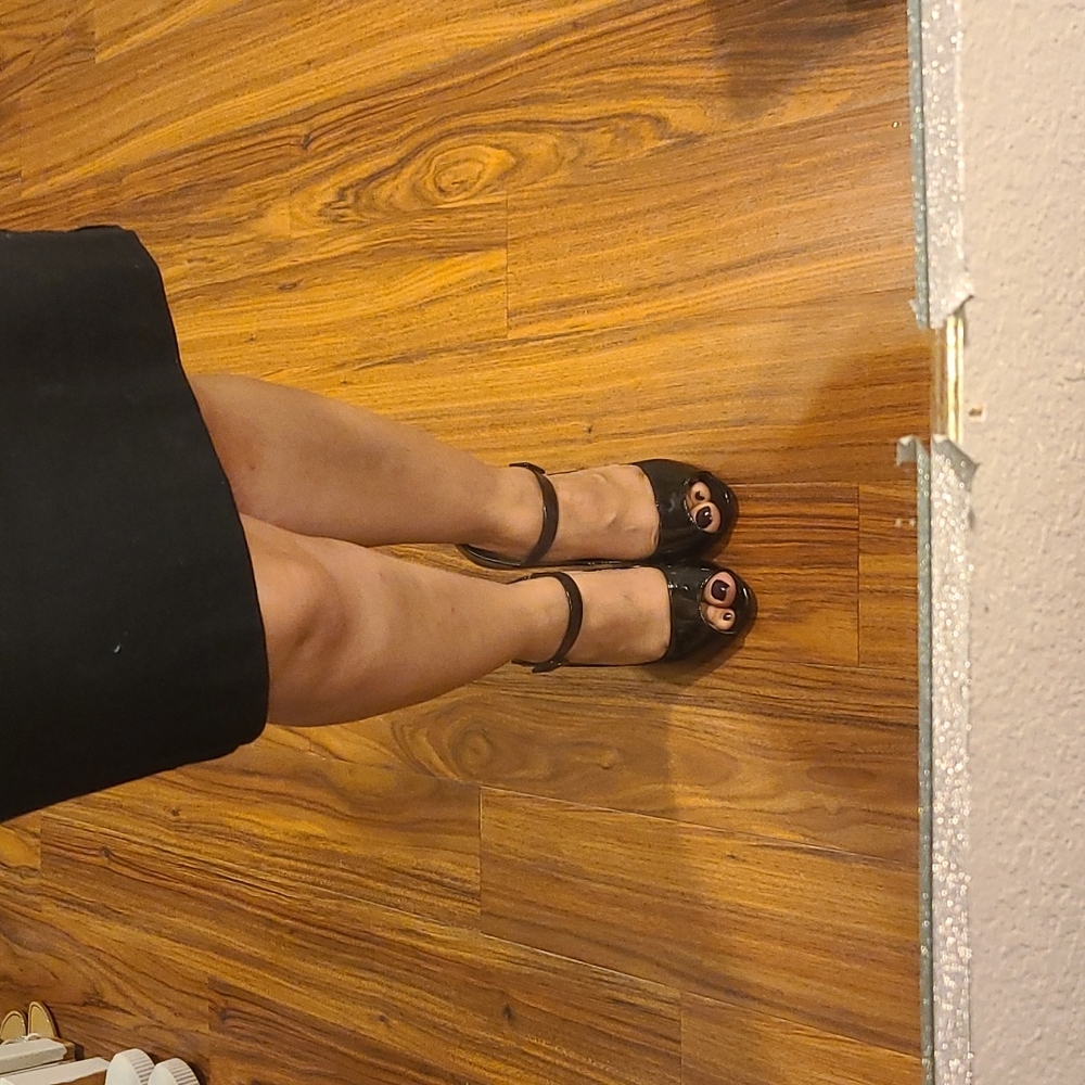 Heels - Picture 5 of 5